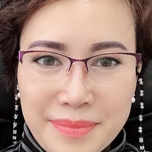 Meet your Posher, Ngoc